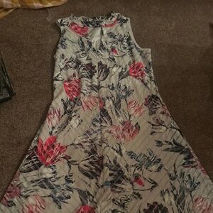 40) Very cute floral print Aline dress Jennifer Lopez extra small